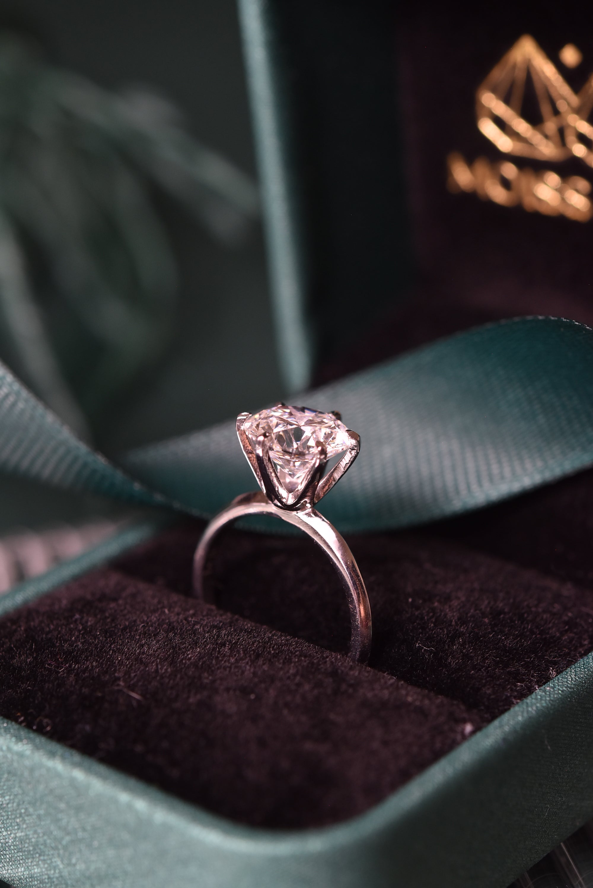 Anillo Sunrise 3.00ct Diamante de Laboratorio